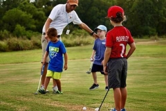 kids-playing-golf11