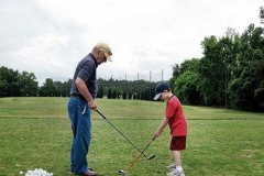 kids-playing-golf19