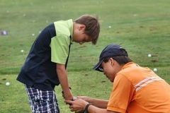 kids-playing-golf21