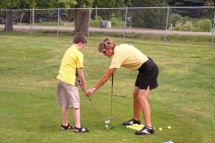 kids-playing-golf28