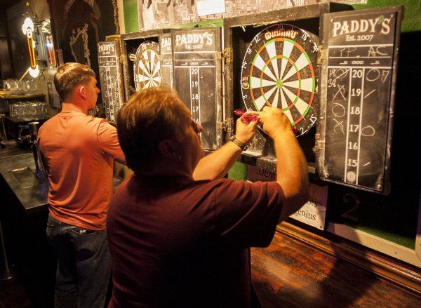 [Image: darts-pub-trivia.jpg]